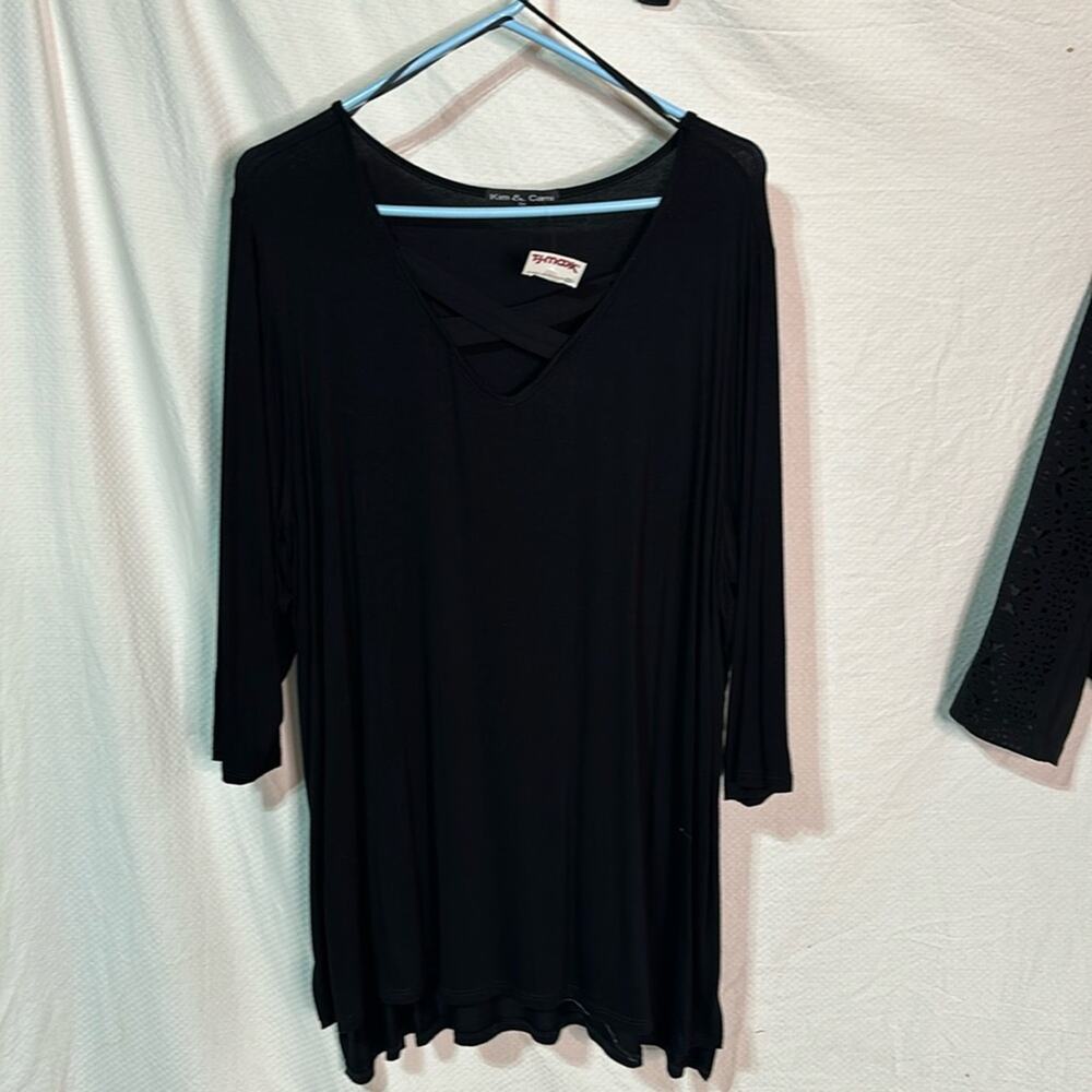 Kim & Cami 3x black long sleeve black t criss cross v neckline nwt rayon blend